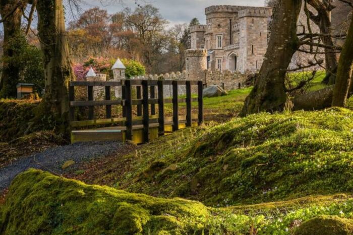 Irlanda de Nord: castele de lux, peisaje epice și bijuterii urbane Irlanda de Nord castele de lux peisaje epice si bijuterii