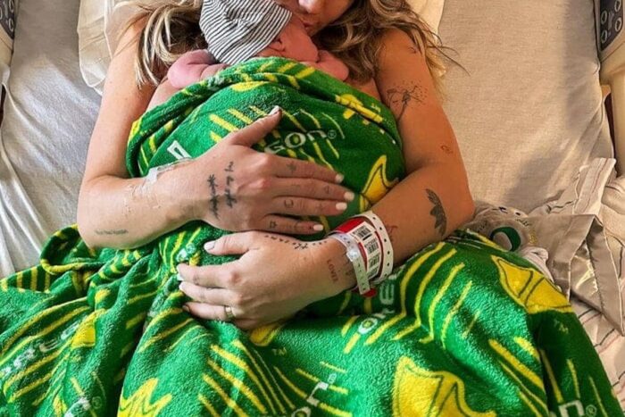 Iubita lui Spencer Webb Kelly Kay a nascut un baietel