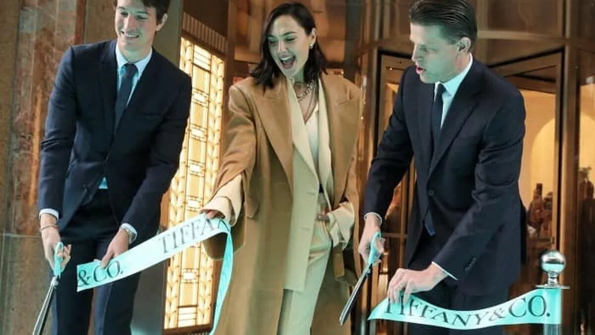 LVMH-tinteste-sus-pentru-Tiffany-dupa-renovarea-generoasa-a-magazinului.jpg