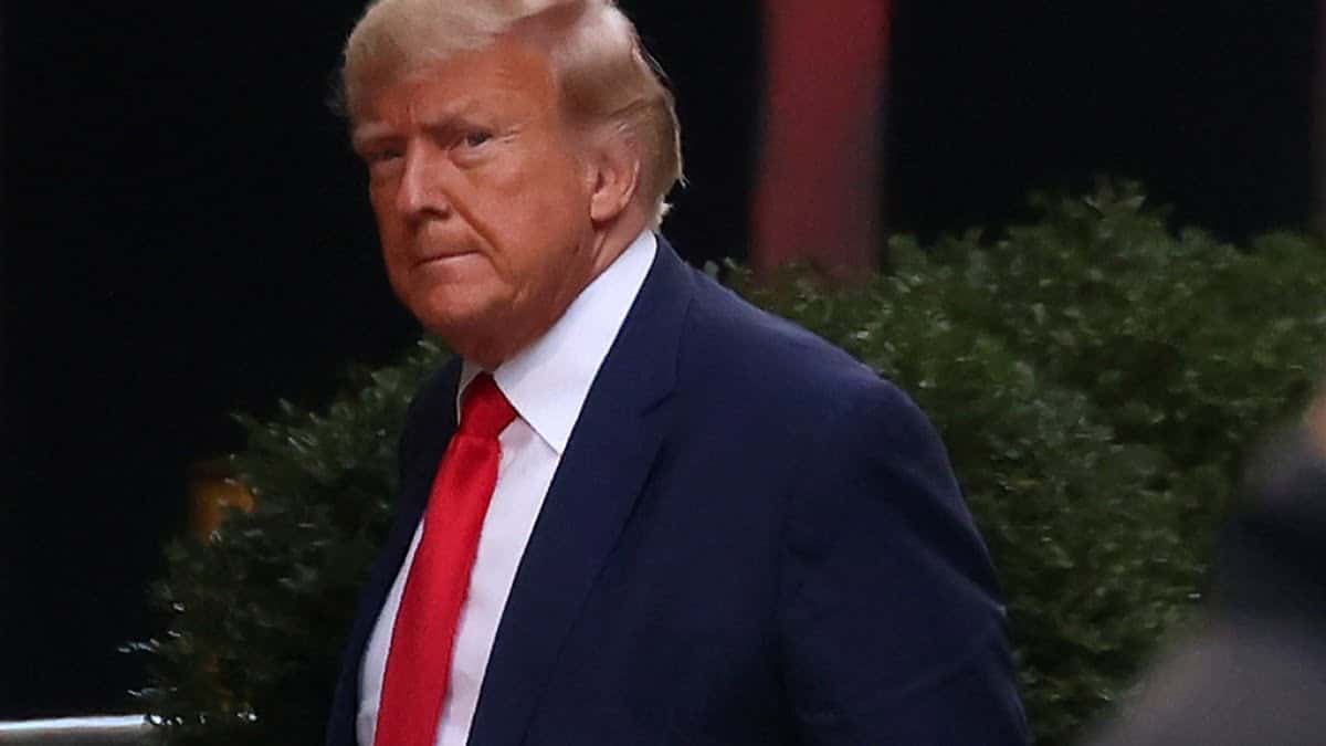 Trump depune un proces de 500 de milioane de dolari împotriva fostului avocat Michael Cohen |  Știrile Donald Trump