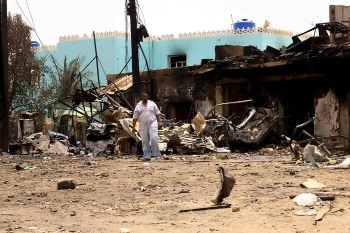 1683352961_2023-05-04T094957Z_1347577240_RC20N0AMENGH_RTRMADP_3_SUDAN-POLITICS-ECONOMY-1683300104.jpg