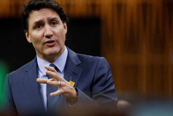 1684883748_2023-05-04T170127Z_731638986_RC2JM0AJ5ZKN_RTRMADP_3_CANADA-CHINA-1683647155.jpg