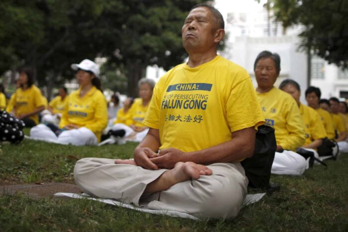 2015 10 15T120000Z 1119003135 GF10000246236 RTRMADP 3 USA CHINA 1685160363