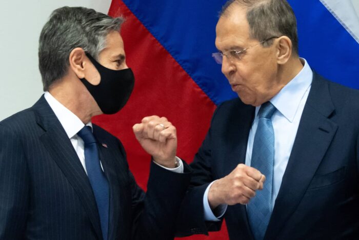 2021 05 19T212945Z 204809960 RC29JN9296D9 RTRMADP 3 ARCTIC COUNCIL USA RUSSIA