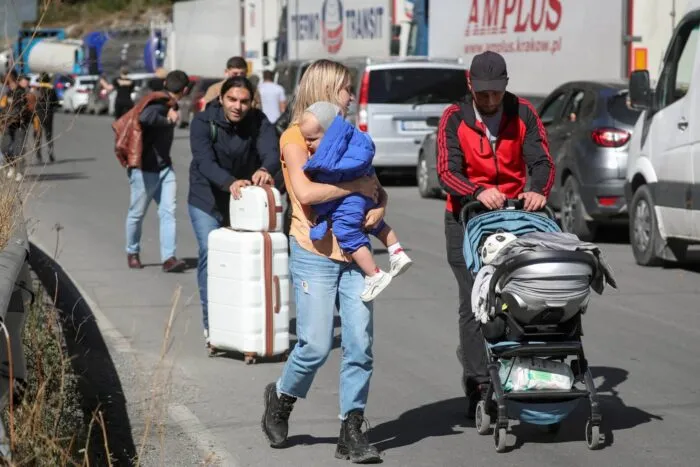 2022-09-26T152828Z_1101175724_RC22PW9L8BFF_RTRMADP_3_UKRAINE-CRISIS-MOBILISATION-GEORGIA-1683721306.jpg