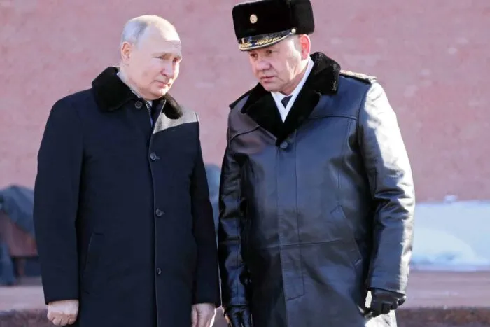 2023-02-23T112837Z_1521367967_RC2ZGZ9HKSCQ_RTRMADP_3_UKRAINE-CRISIS-PUTIN-WREATH-1683087867.jpg