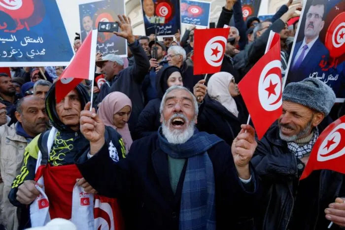 2023-03-05T094730Z_2020398601_RC2MNZ9ZD78M_RTRMADP_3_TUNISIA-POLITICS-PROTESTS.jpg