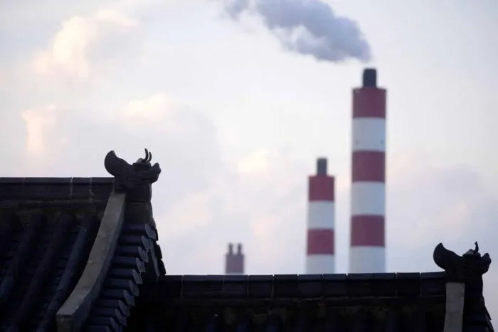 2023-04-24T010030Z_617614649_RC2OK0AQYWUT_RTRMADP_3_CLIMATE-CHANGE-CHINA-COAL-1682321119.jpg