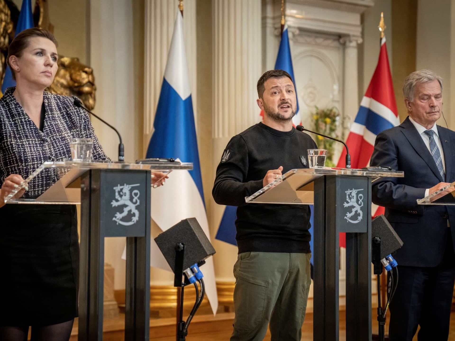 Volodymyr Zelensky din Ucraina face o vizită surpriză în Olanda