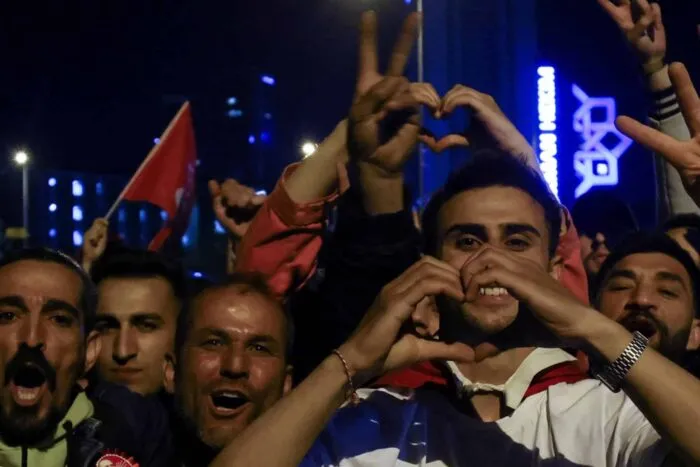 2023-05-14T185034Z_210679141_RC2IY0AMM6AK_RTRMADP_3_TURKEY-ELECTION-1684090416.jpg