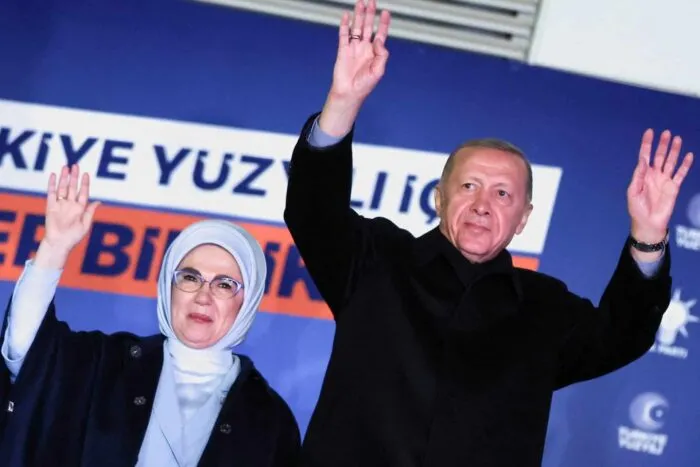 2023-05-15T003621Z_633031206_RC2OY0AEYJM4_RTRMADP_3_TURKEY-ELECTION-1684134065.jpg