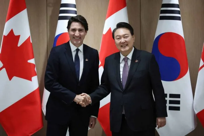 2023-05-17T074549Z_1981369859_RC2701A8MDG8_RTRMADP_3_SOUTHKOREA-CANADA-1684330663.jpg