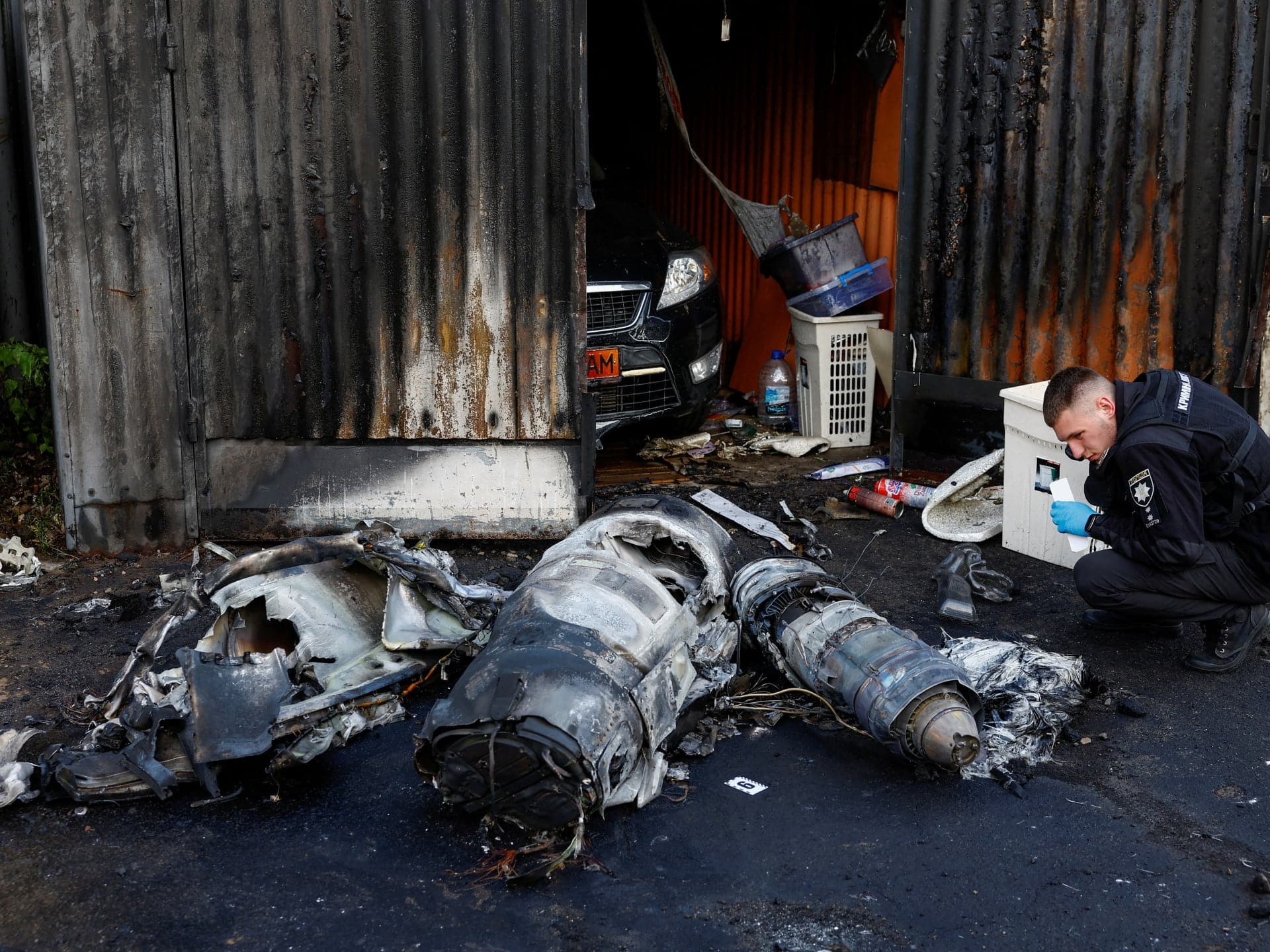 Ucraina se luptă împotriva Rusiei în Bakhmut, în timp ce Zelenskii își asigură mai multe arme