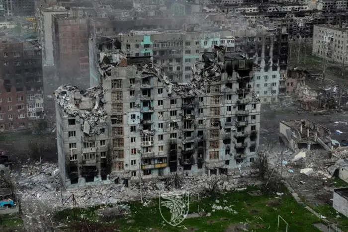 2023-05-21T174948Z_1470805824_RC2531AEH8IZ_RTRMADP_3_UKRAINE-CRISIS-BAKHMUT-1684748771.jpg