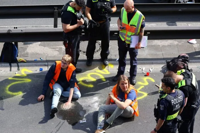 2023-05-22T095446Z_1430927571_RC2J31AXMW7U_RTRMADP_3_CLIMATE-CHANGE-GERMANY-PROTESTS-1684915558.jpg