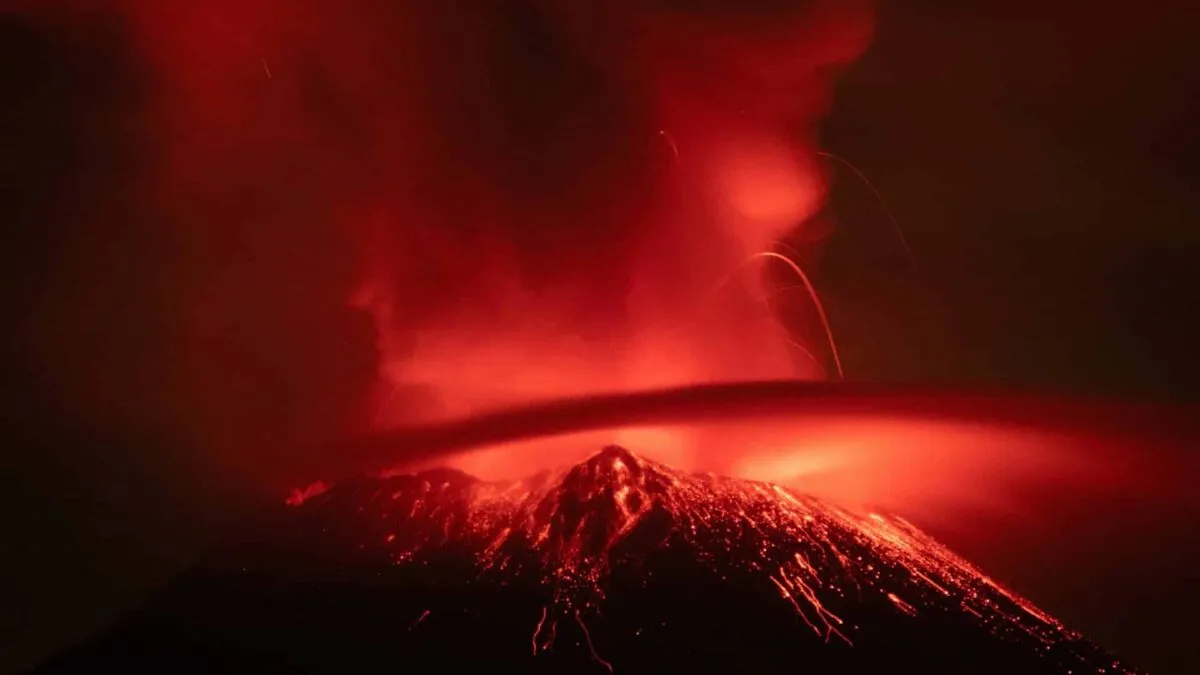 2023-05-23T175106Z_1280617584_RC2941A7KBLS_RTRMADP_3_MEXICO-VOLCANO-1684915169.jpg