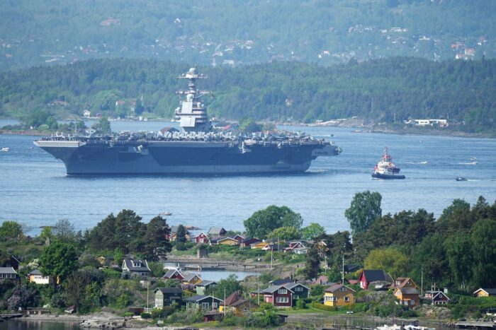 Rusia este supărată de vizita în Norvegia a celui mai mare portavion american 2023 05 24T091242Z 1057839108 RC2X41A82EWE RTRMADP 3 UKRAINE CRISIS NORWAY USA 1684988511