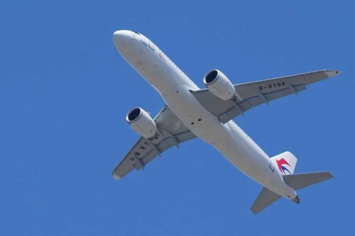 2023-05-28T024751Z_1680283243_RC2E71ASLV5W_RTRMADP_3_CHINA-AVIATION-C919-1685259426.jpg