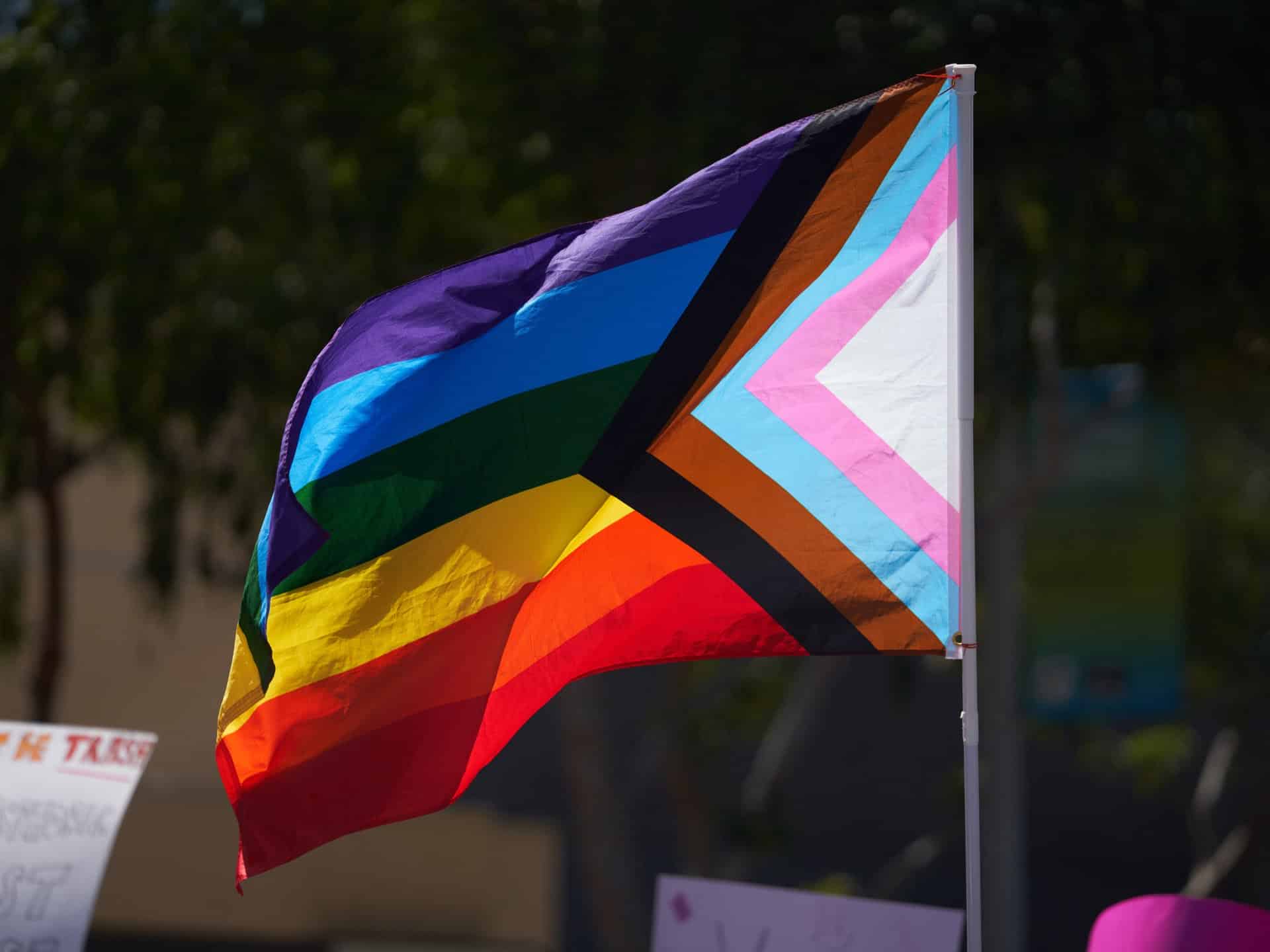 Malaezia confiscă ceasurile Swatch pentru „conotații LGBT”