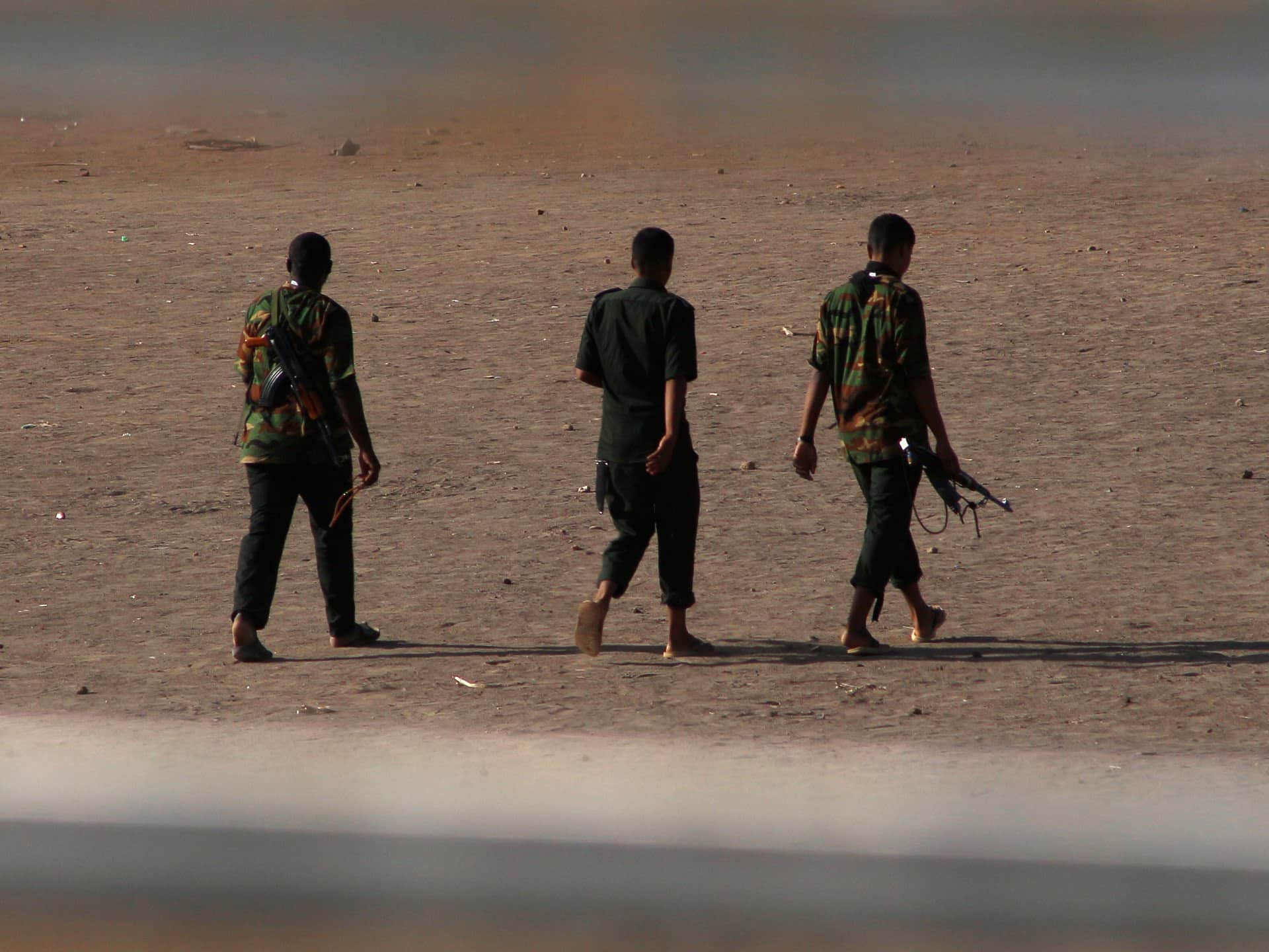 Raiduri aeriene, ciocniri la începutul armistițiului de o săptămână în Sudan