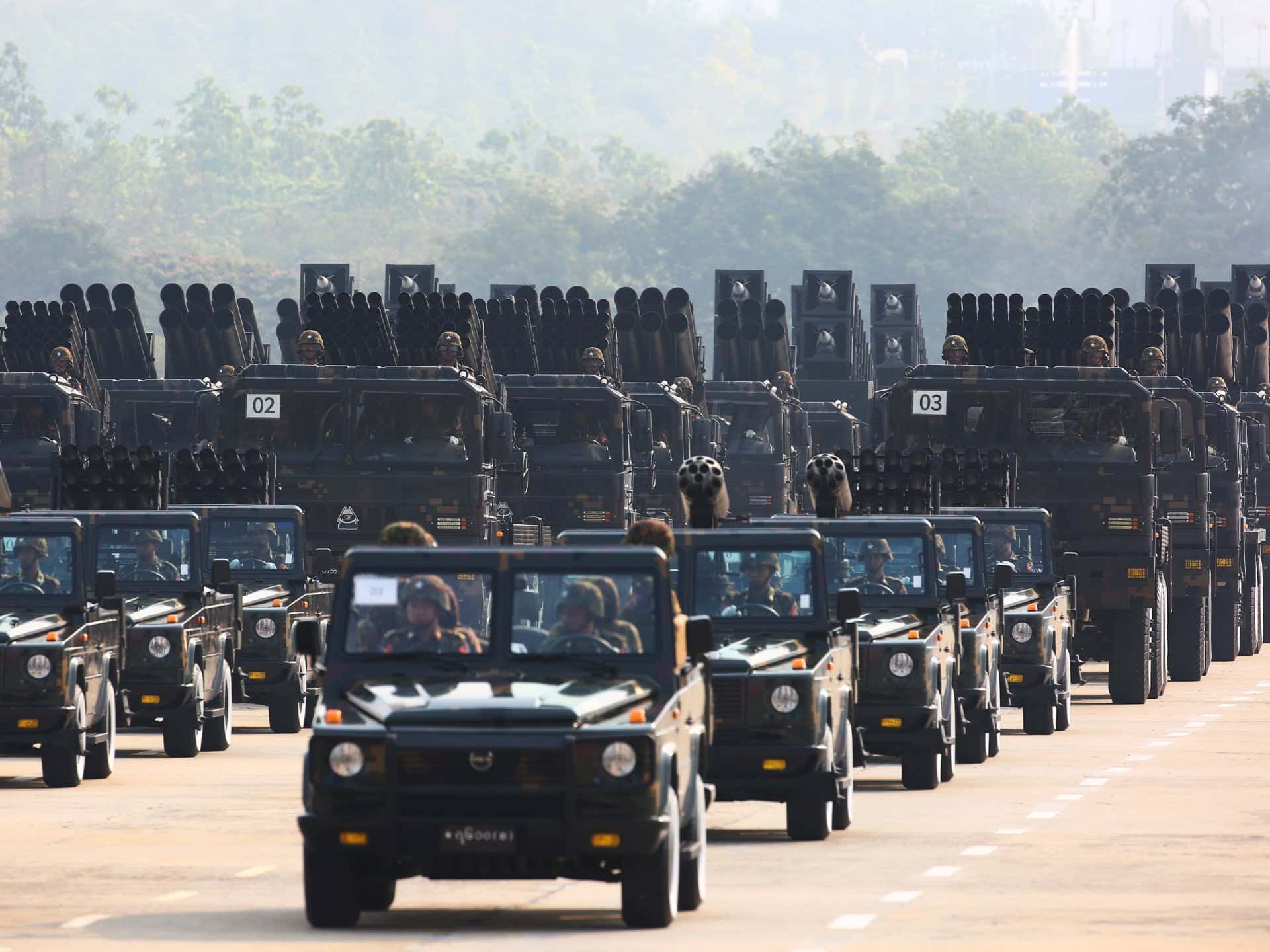 Armata din Myanmar a importat arme în valoare de 1 miliard USD de la lovitura de stat