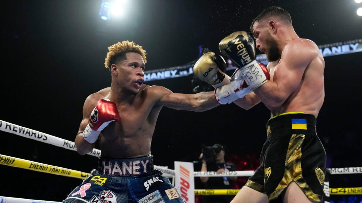 Haney își păstrează titlurile cu victoria controversată în fața lui Lomachenko AP23141186482247 1684663119