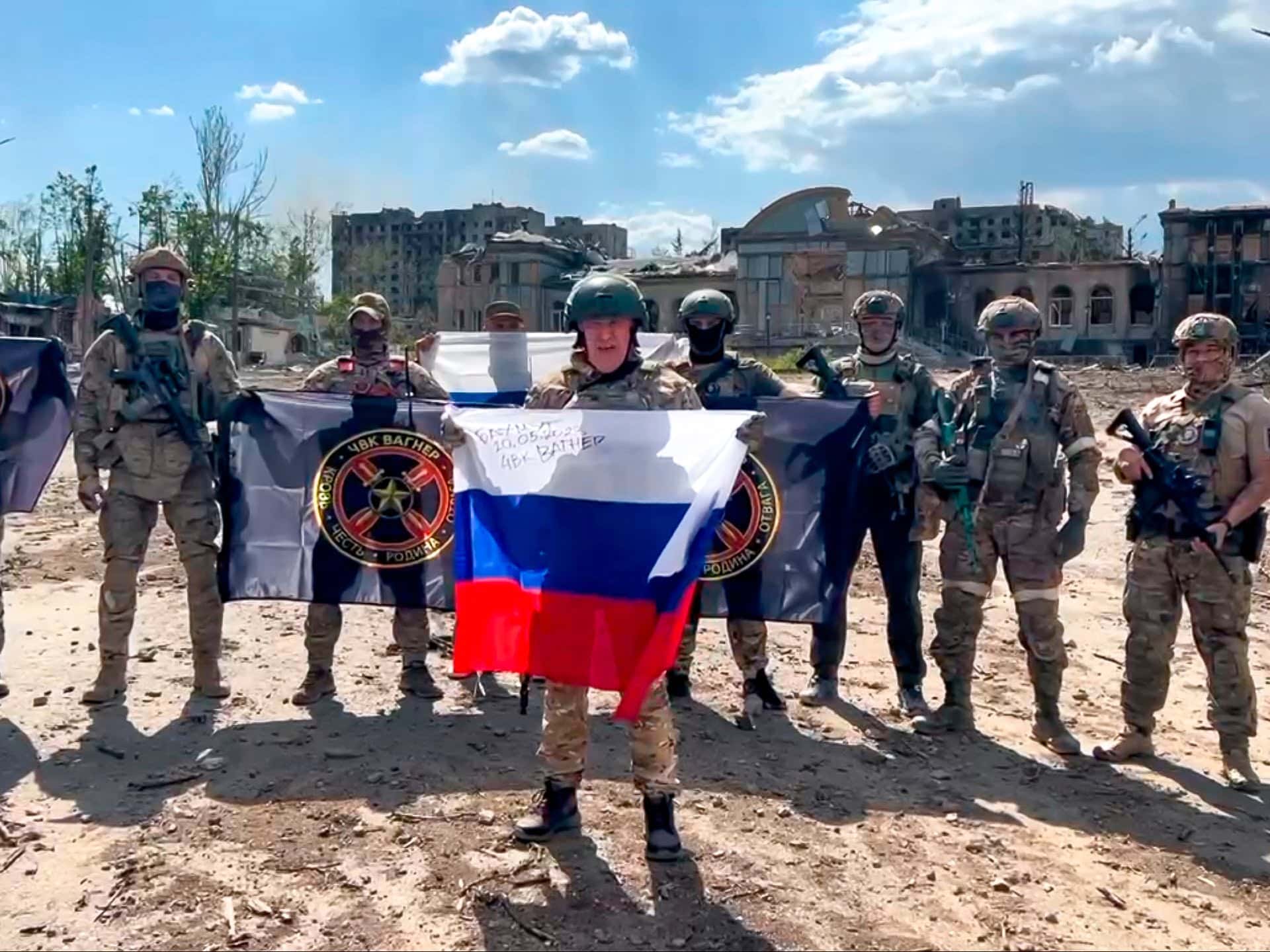 Ucraina are încă un punct de sprijin în interiorul lui Bakhmut, spune oficialul