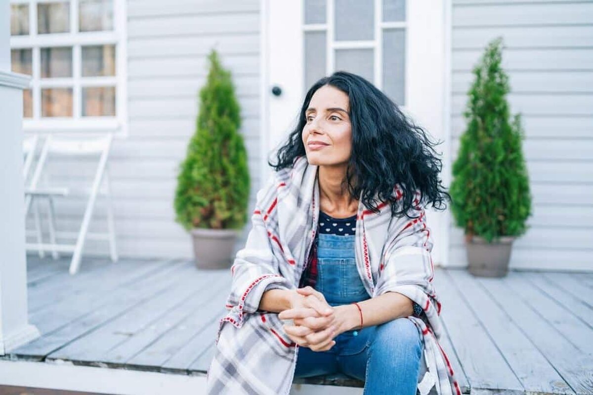 Cum afectează HIV menopauza, sau menopauza afectează HIV?