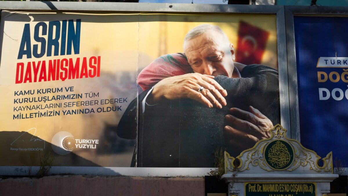 În epicentrul cutremurului, Erdogan din Turcia rămâne popular Maras5 1683802059