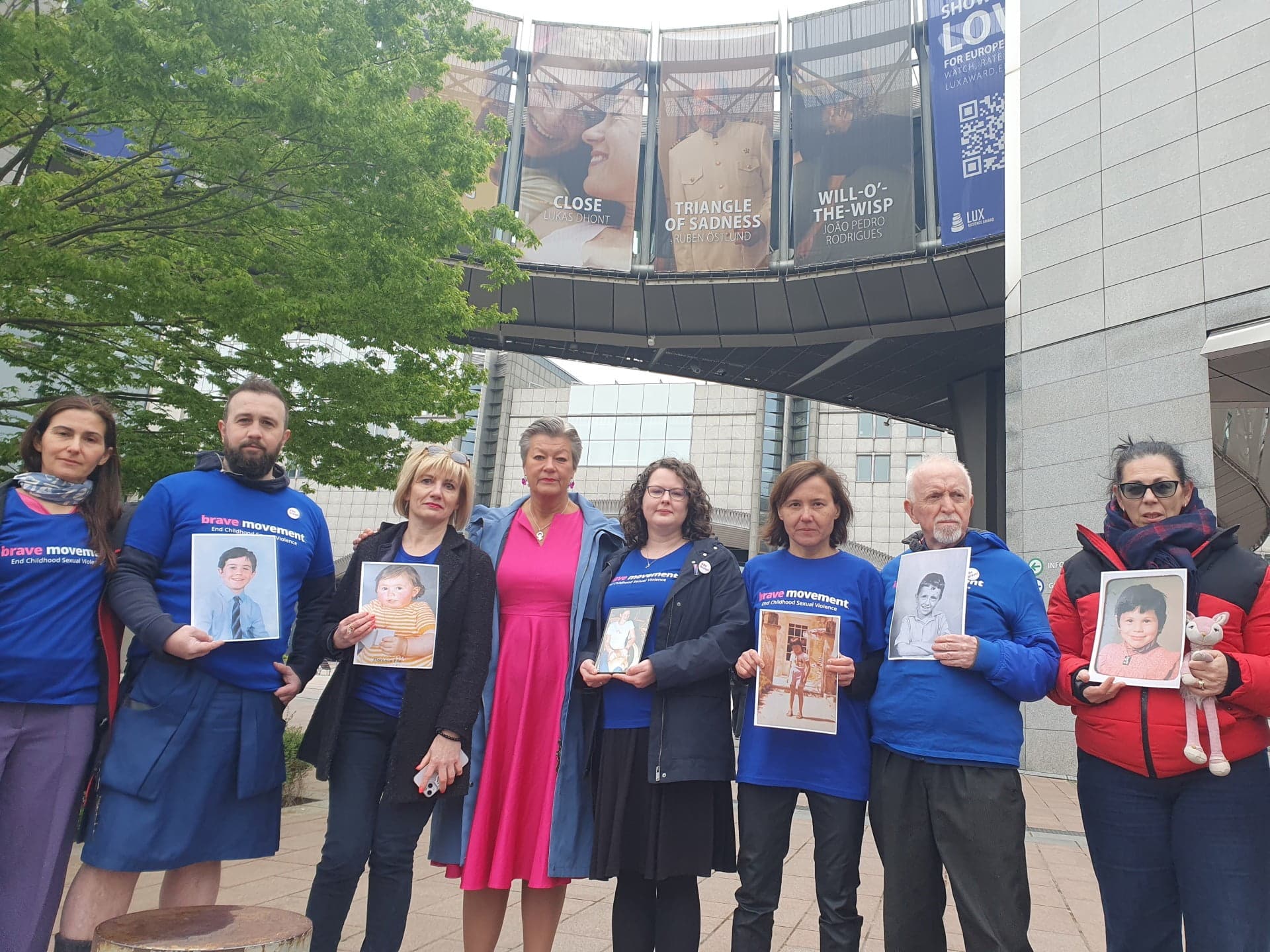 Supraviețuitorii cer o legislație europeană eficientă pentru a combate abuzul sexual asupra copiilor
