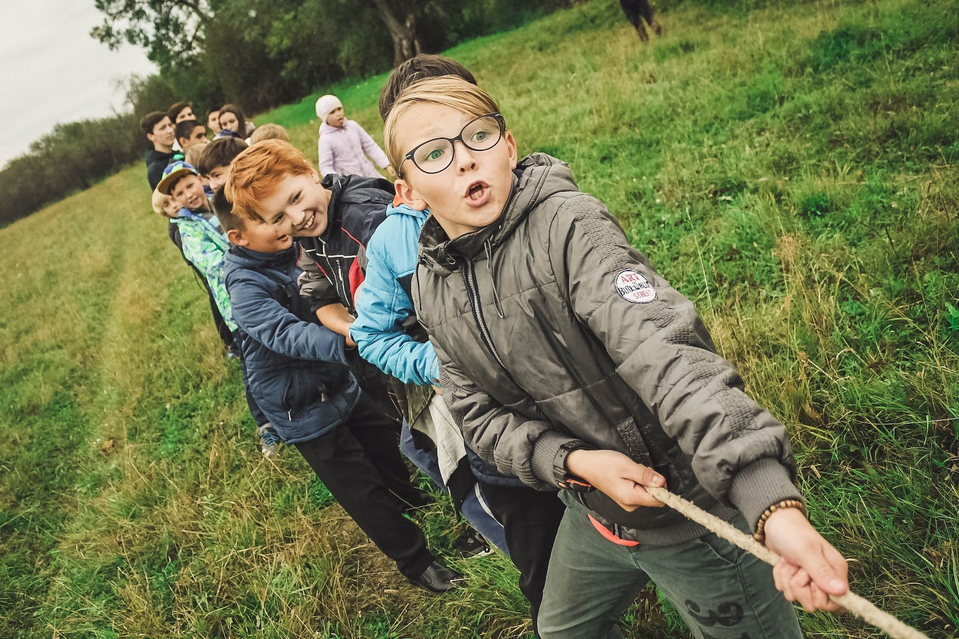 Se apropie vacanța de vară pentru copii. Tu ce modalități de petrecere a timpului liber ai găsit pentru această perioadă?