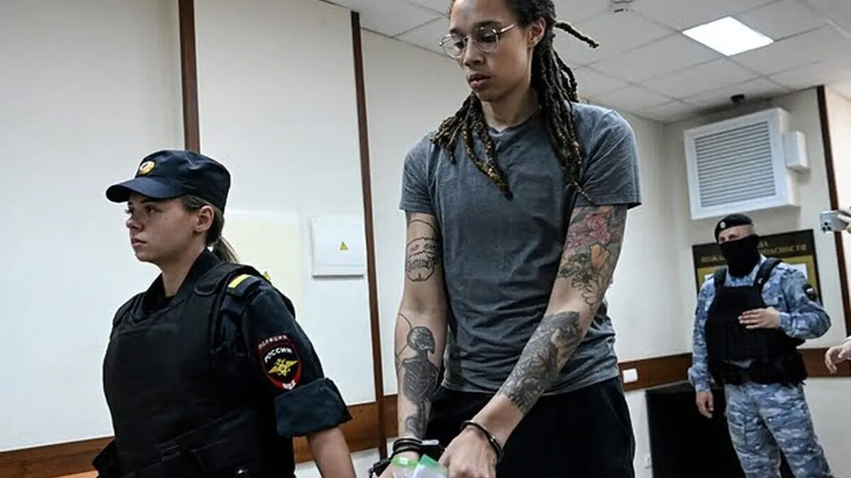 brittney-griner-has-been-sentenced-to-9-years-in-2-4961-1659661314-7_dblbig.jpg