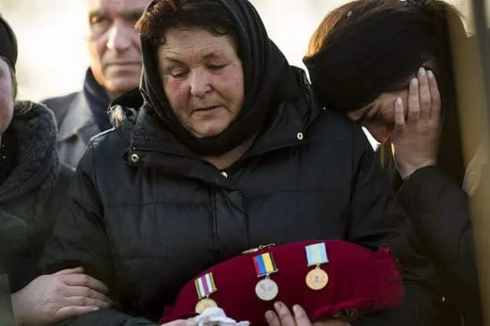 this-ukrainian-mother-buried-both-of-her-sons-jus-2-874-1647459253-2_dblbig.jpg