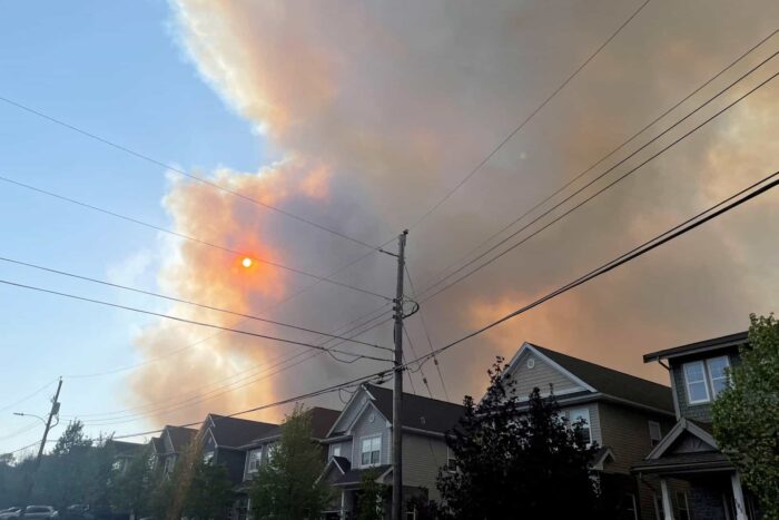 2023 05 29T140731Z 569228339 RC2X71AI0FOR RTRMADP 3 CANADA WILDFIRES 1685371606