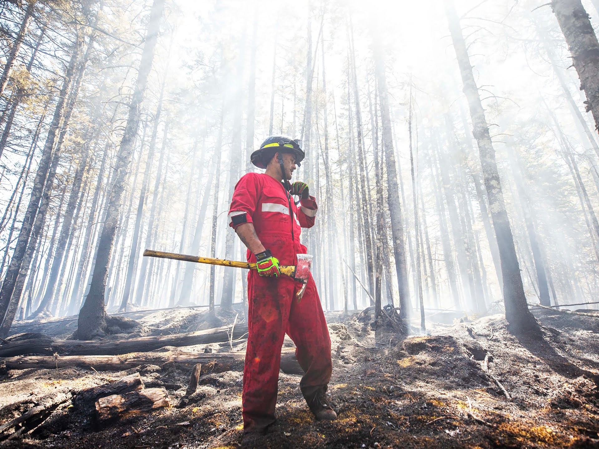 Canada se confruntă cu un sezon profund îngrijorător de incendii de pădure