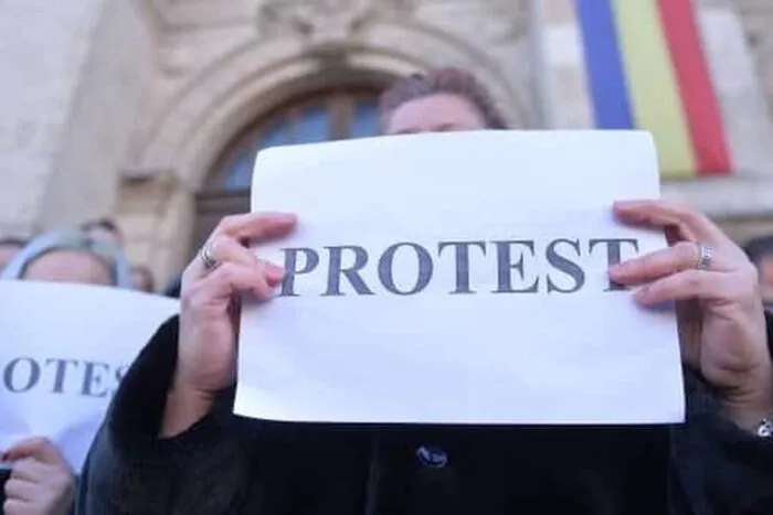 Intalnire-la-PICCJ-pe-tema-pensiilor-de-serviciu-Protestul-magistratilor.jpg