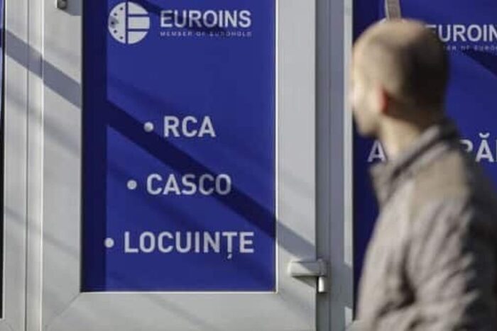 Romanii care au RCA la Euroins pot pierde sute de