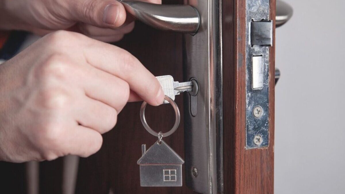 Cum deschizi usa de la casa daca ti ai pierdut cheile