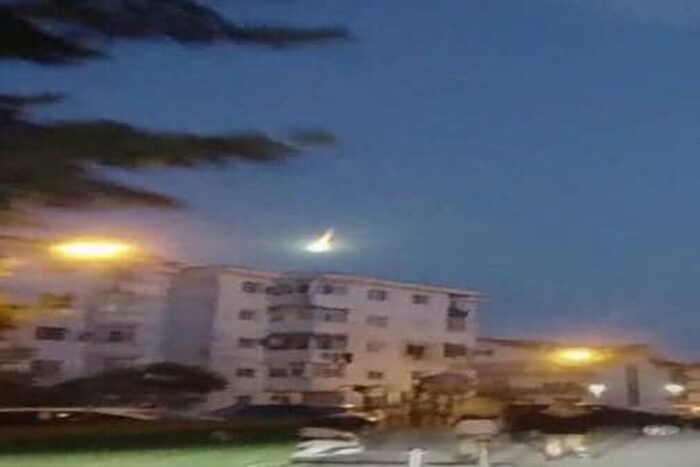 Explozia meteoritului deasupra Romaniei inregistrata de aparate