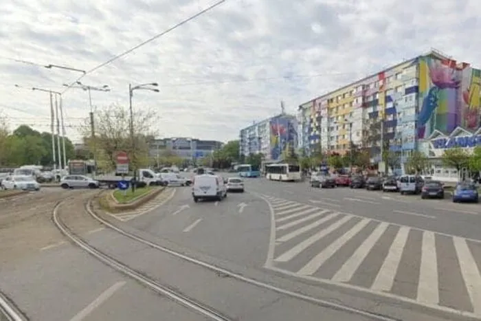O-linie-de-tramvai-suspendata-si-alte-patru-deviate-in.jpg