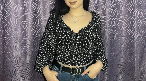 1691383912 680 Plangand l am rugat sa nu ma mai bata ca nu