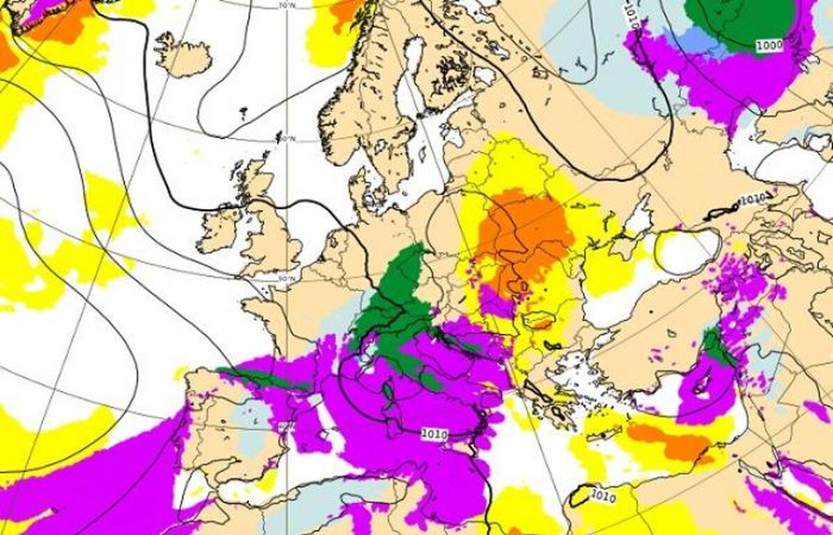 ANM: Ciclonul Poppea loveşte şi România, unde temperaturile scad dramatic