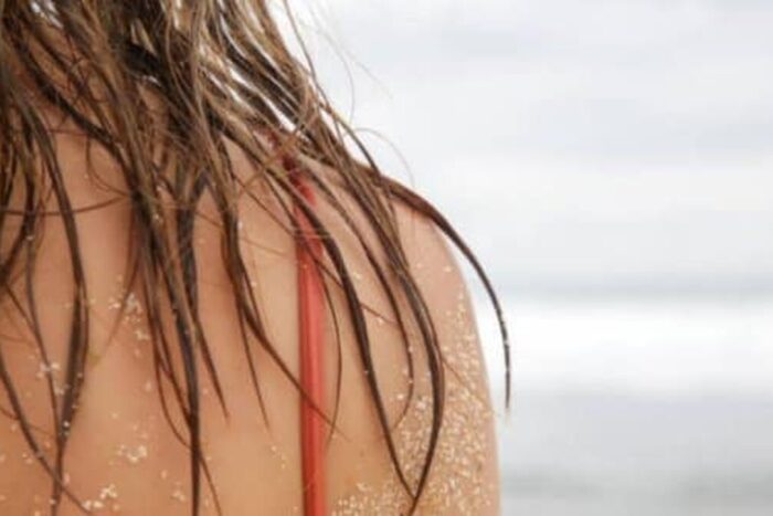 Apa sarata de la mare deterioreaza parul Sfaturi pentru a