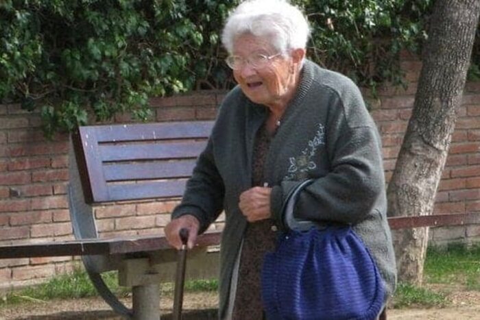 Data la care vin pensiile romanilor in august 2023 Pensionarii