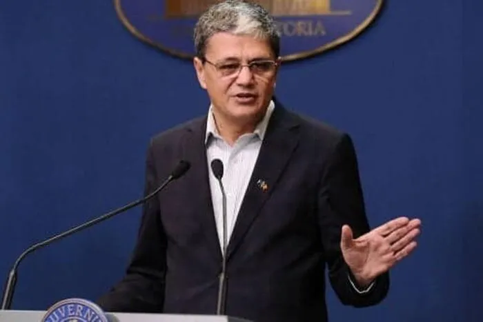 Nu-eu-port-vina-acestor-salarii-mici.jpg