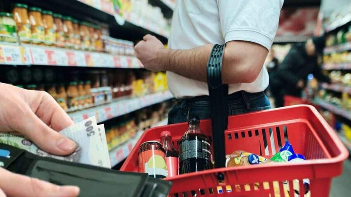 Care sunt alimentele care se vor scumpi după adoptarea măsurilor fiscale? Alimentele care se vor scumpi dupa adoptarea masurilor fiscale Romanii