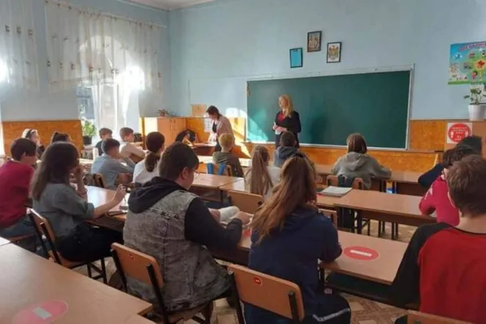 Ce-nu-vor-mai-avea-voie-sa-faca-profesorii-cu.jpg