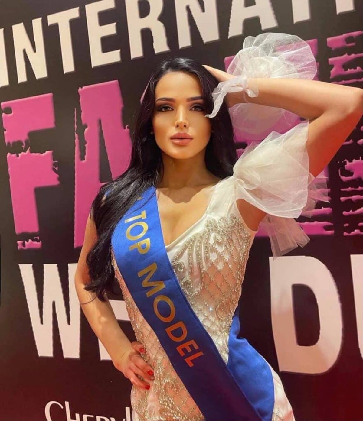 O românca din Oradea a devenit model la Victorias Secret