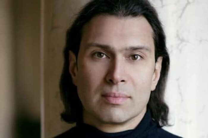 Dirijorul Vladimir Jurowski revine pe scena Festivalului International George Enescu