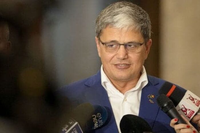 Marcel Bolos Sa spunem vestile bune pentru romani
